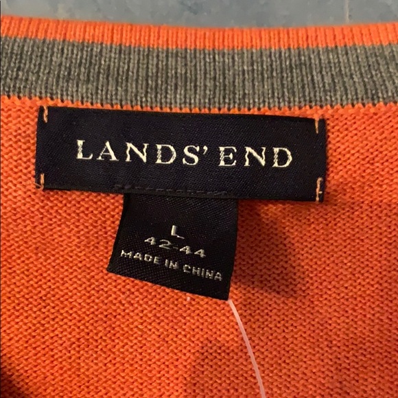Men’s Lands End V Neck Sweater. Tags still on. - Picture 2 of 4